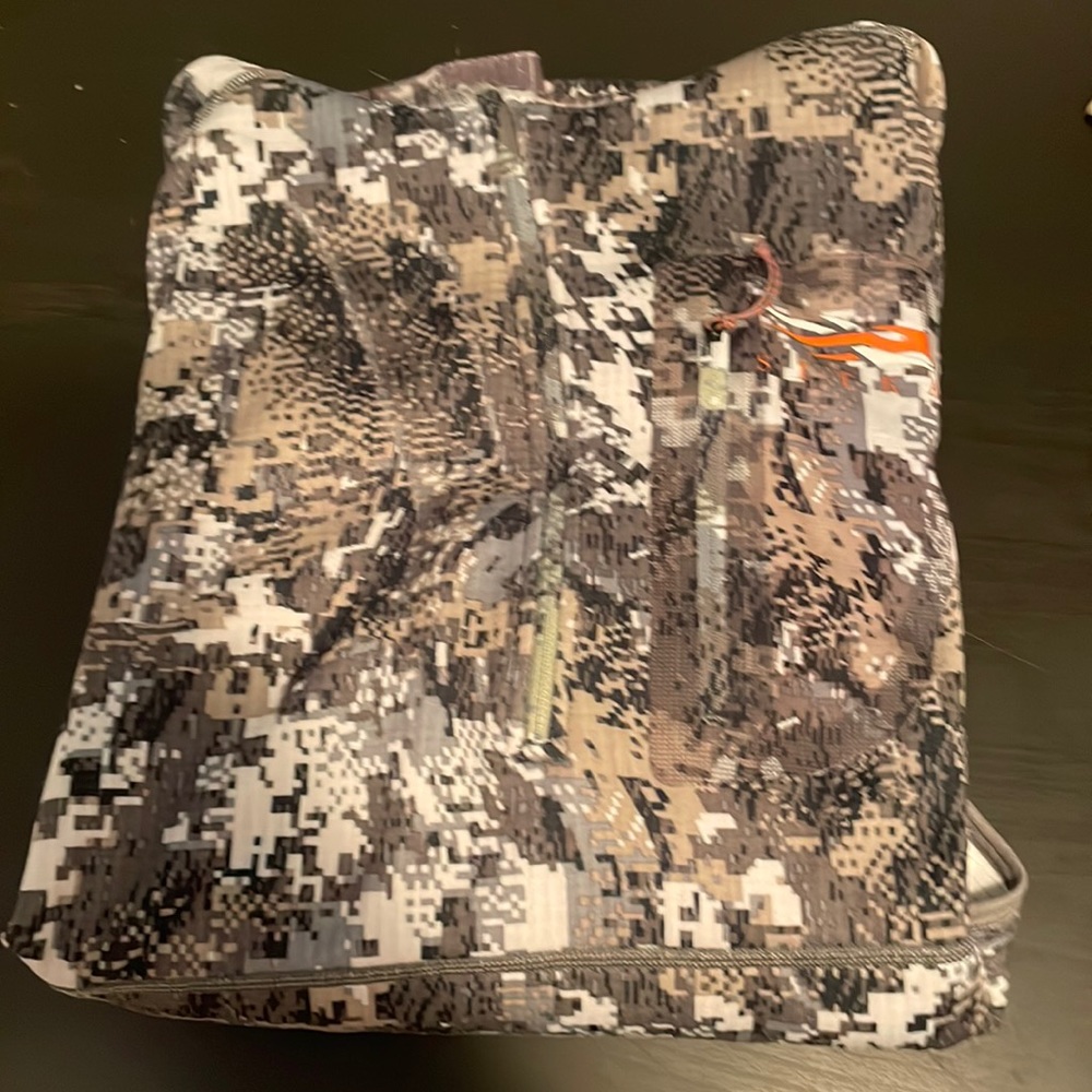 Sitka Fanatic Hoodie. XL. Barely worn